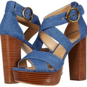 MICHAEL Michael Kors Leia Platform
Sandals